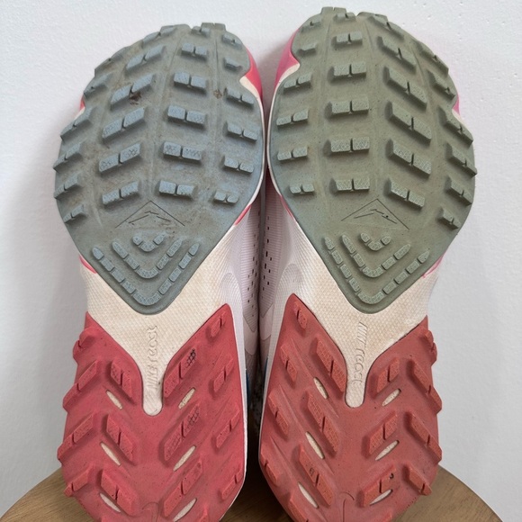 Nike Air Zoom Terra Kiger 7 Women's Trail Running Shoes Size 7 Pink CW6066 600 - Picture 8 of 11